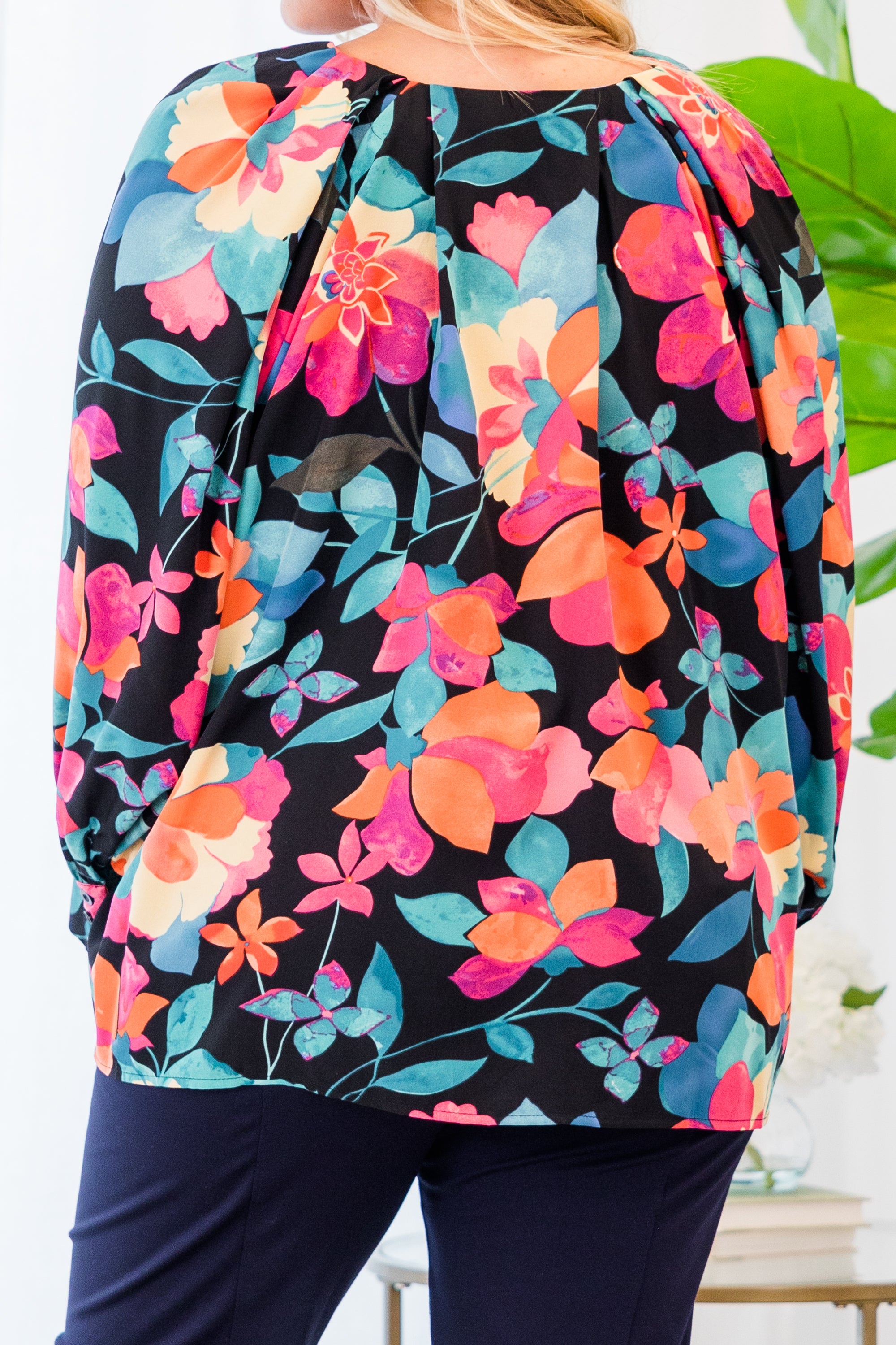 Southern Sweetness Top. Black-Multi