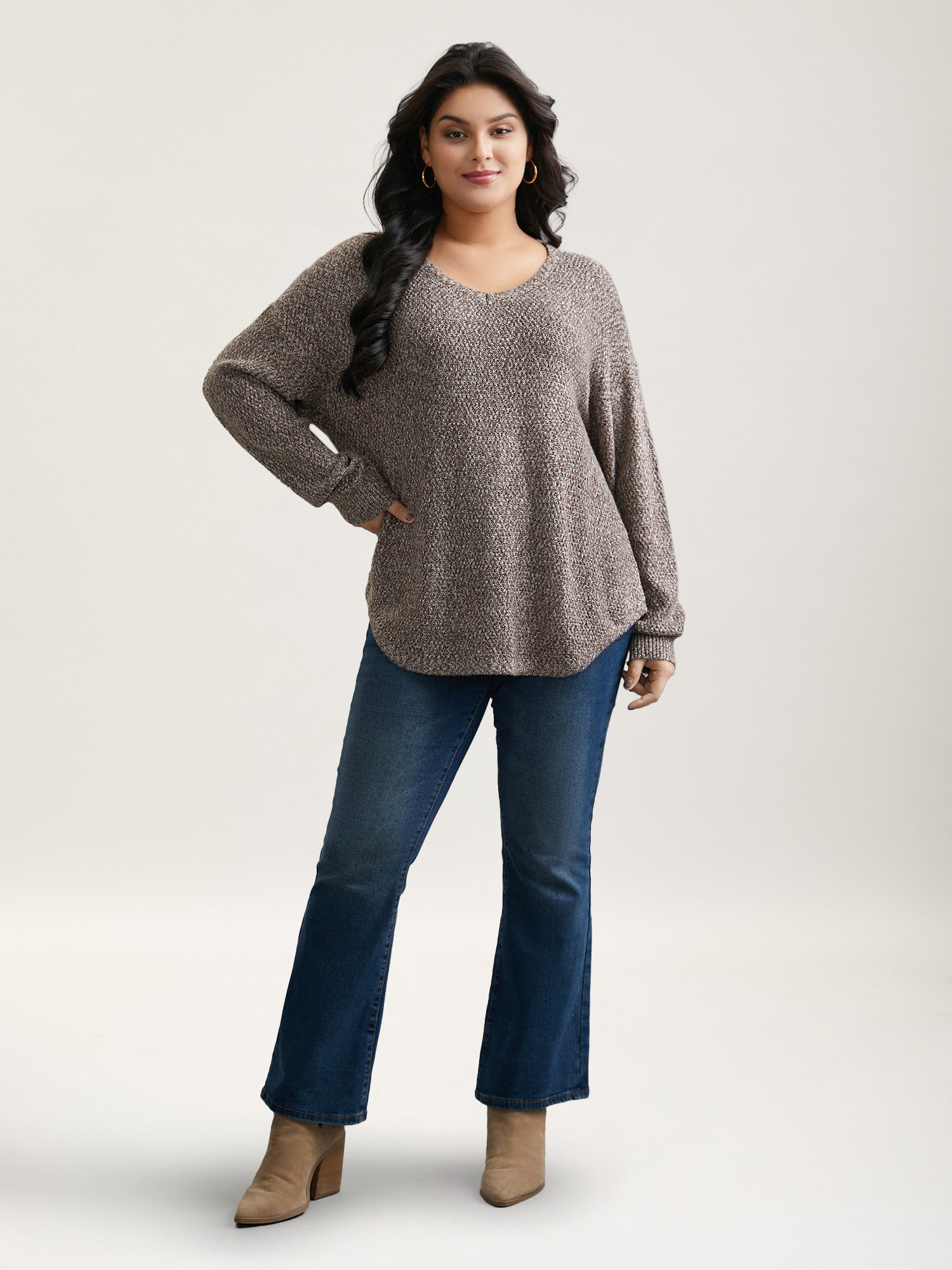 Textured V-Neck Curved Hem Pullover