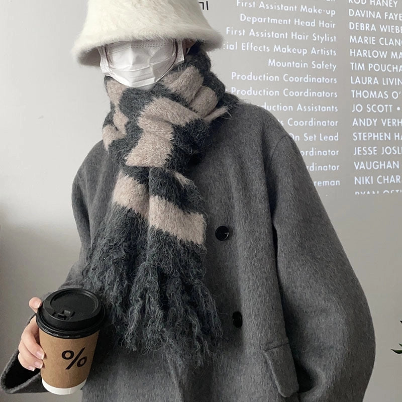 Women's Casual Minimalist Stripe Imitation Cashmere Tassel Scarf