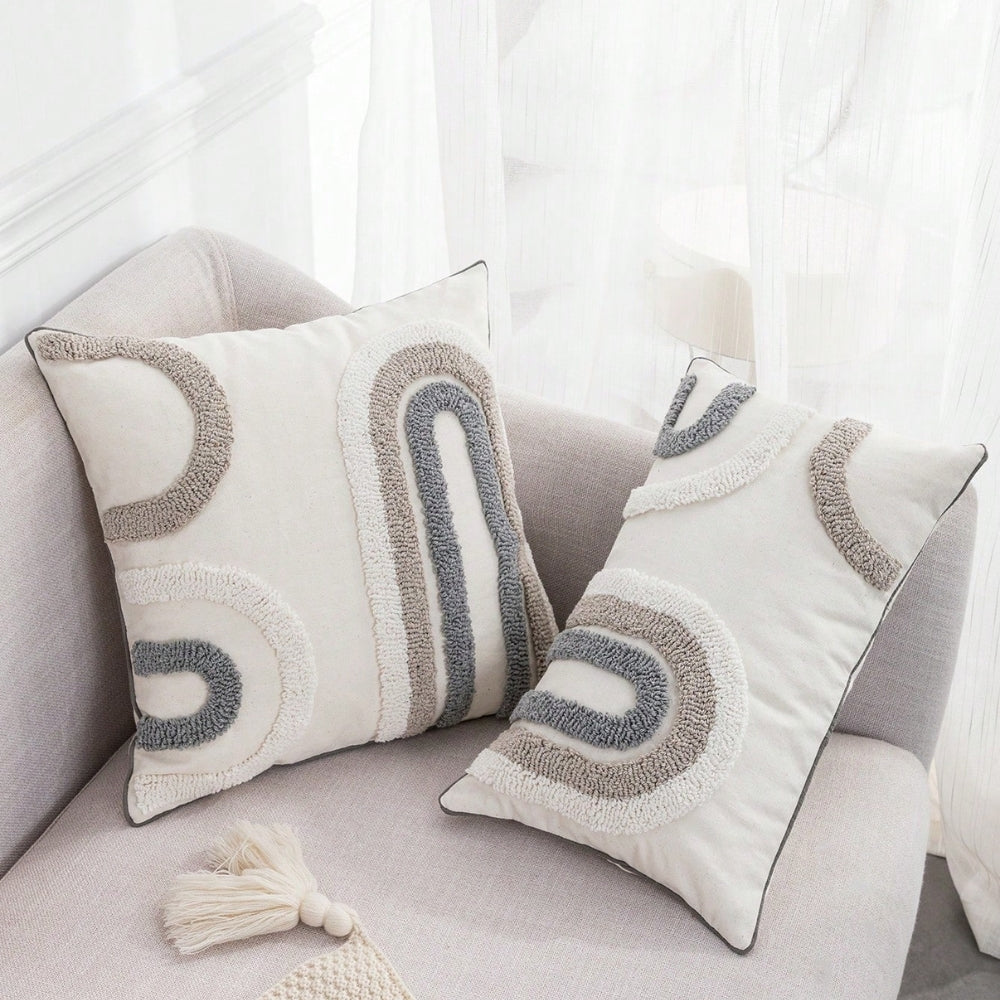 Nuvia Grey White Cushion Cover