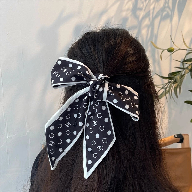 Women's Elegant Geometric Cloth Printing Silk Scarf