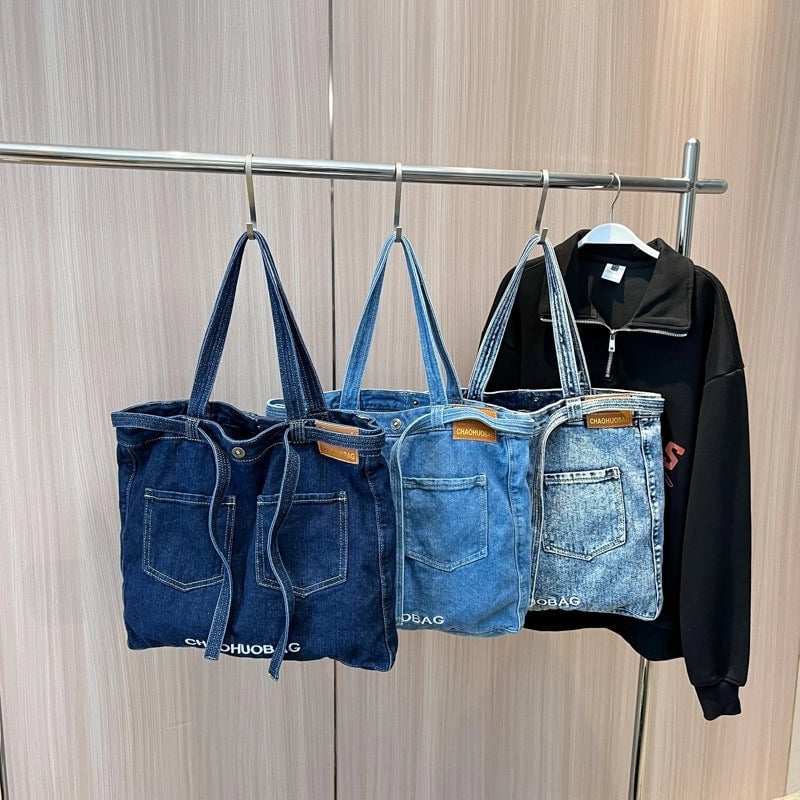 Women's Large Denim Solid Color Streetwear Magnetic Buckle Tote Bag