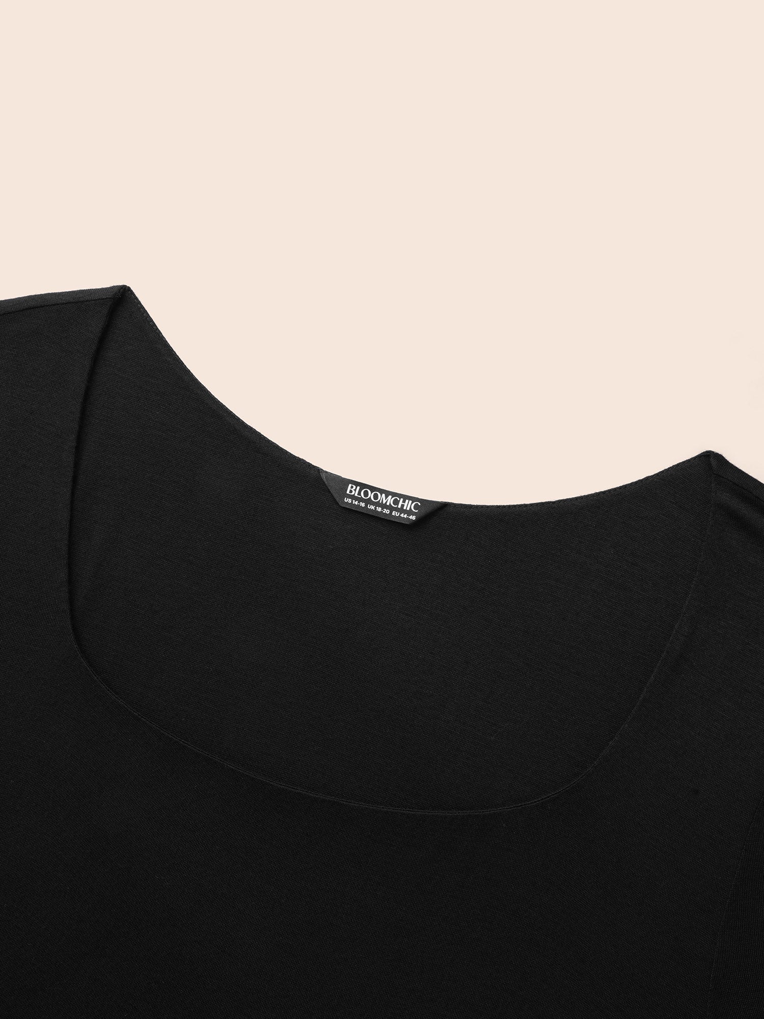 Supersoft Essentials Solid U Neck T-shirt