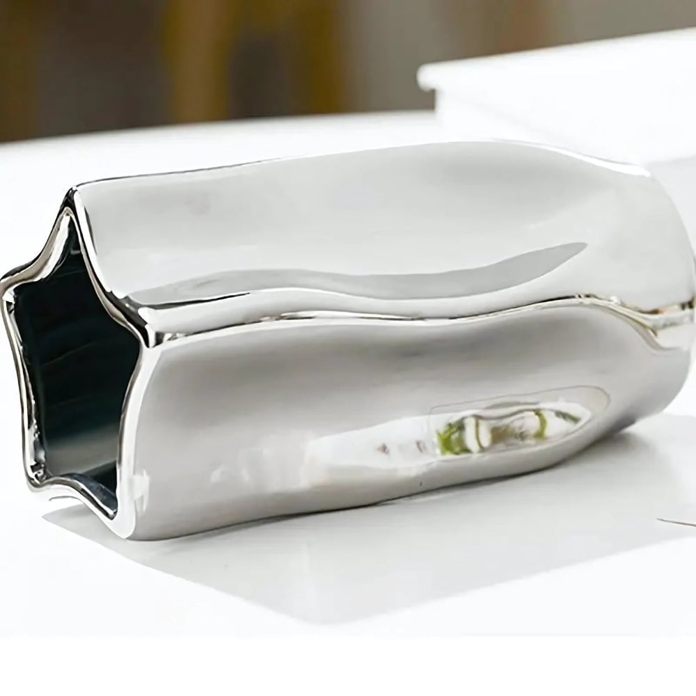 Nova Minimalist Ceramic Flower Vase