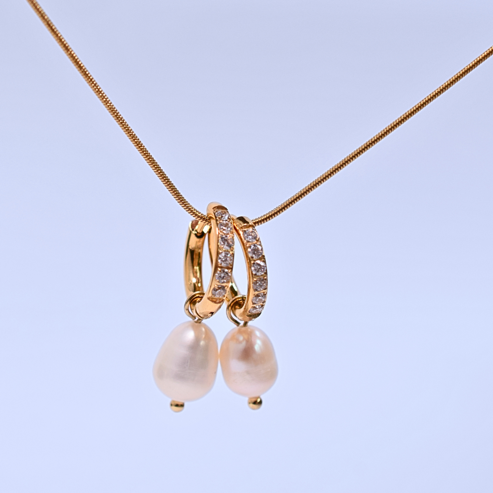 10mm Sparkled fresh water drop pearl hoops - Gold