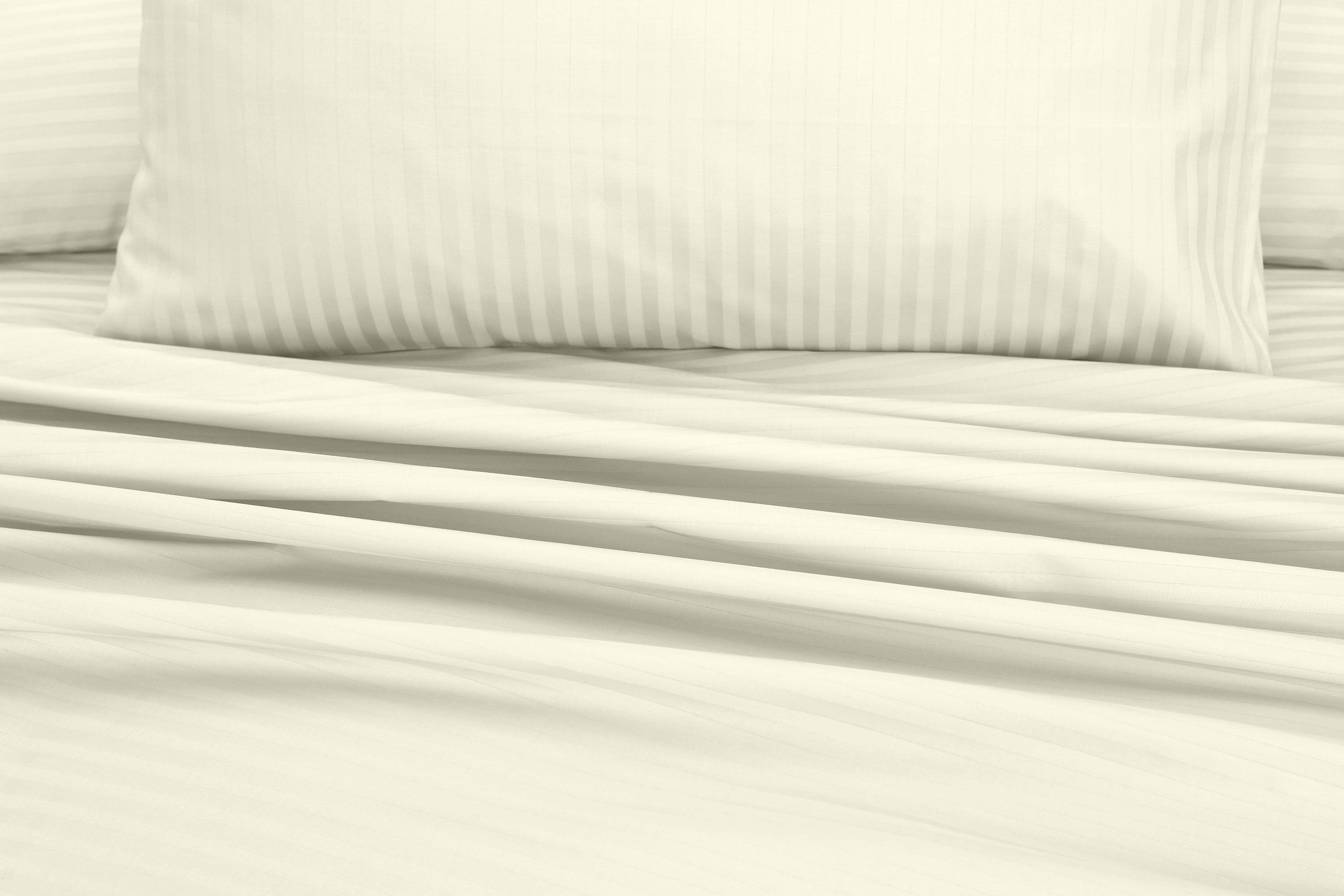 Creamy Crust Stripe-Bed Sheet Set