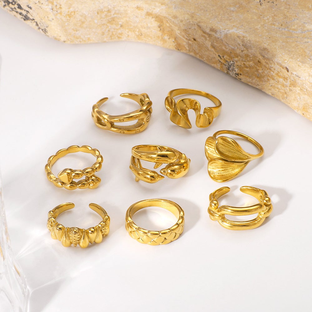 Exaggerated Style Titanium Steel Geometric Niche Pleated Three-Dimensional Petal Design Gold-Plated Ring Fashionable Women