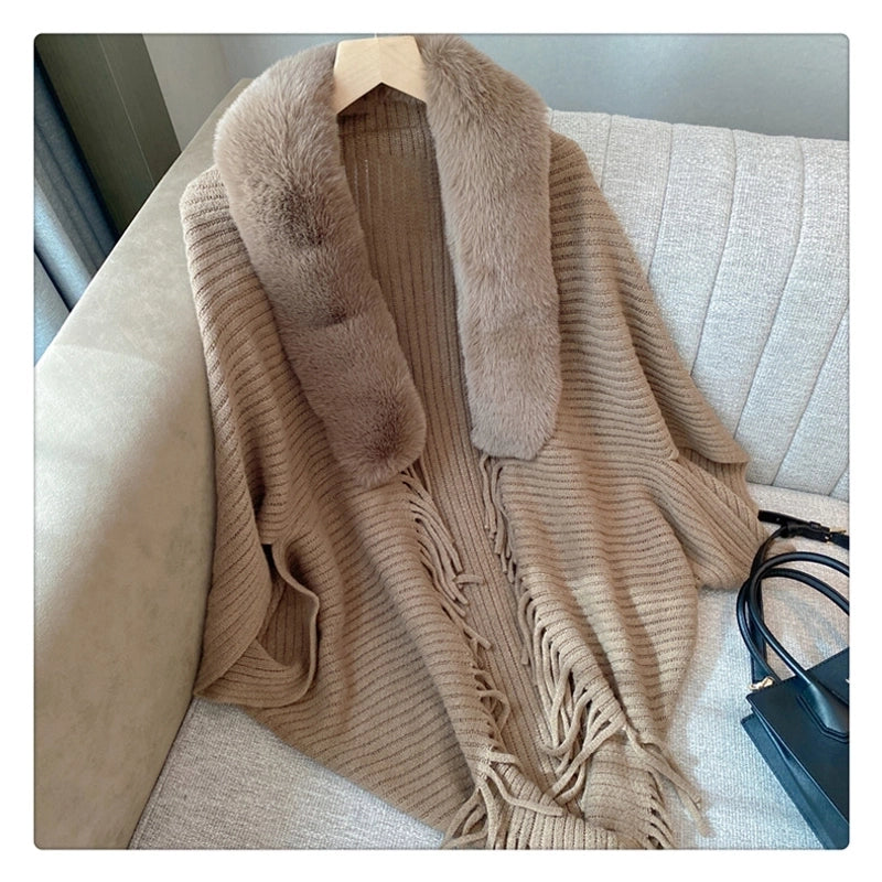Shawl Cape Cape Coat Women's Fashionable And Expensive Outer Wear Loose Autumn And Winter New Wool Collar Knitted Cardigan