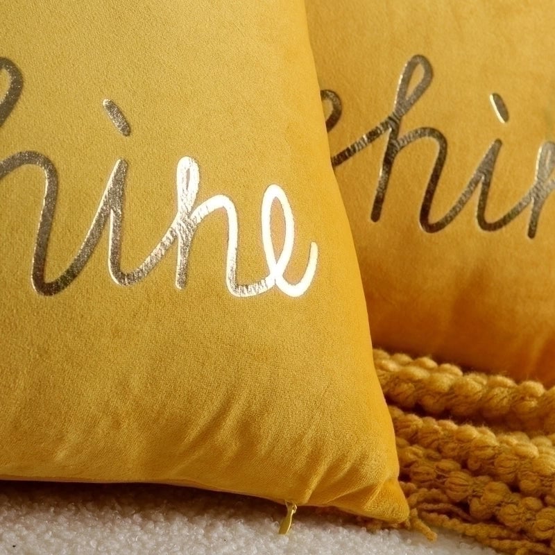 Minimalist Classic Style Letter Polyester Pillow Cases