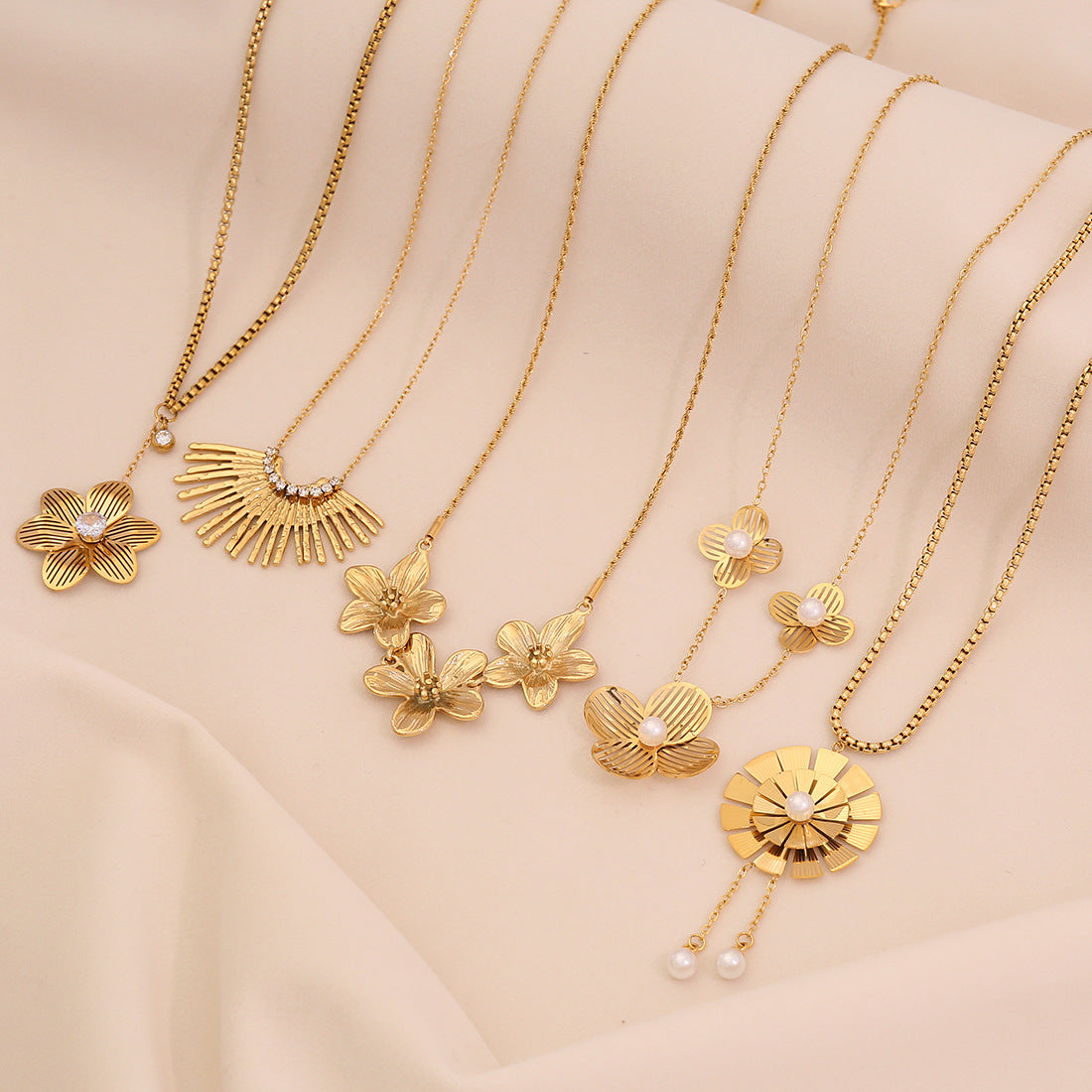 Personalized Flower Stainless Steel Pendant Necklace Versatile Clavicle Chain Ins Trendy Necklace N1507
