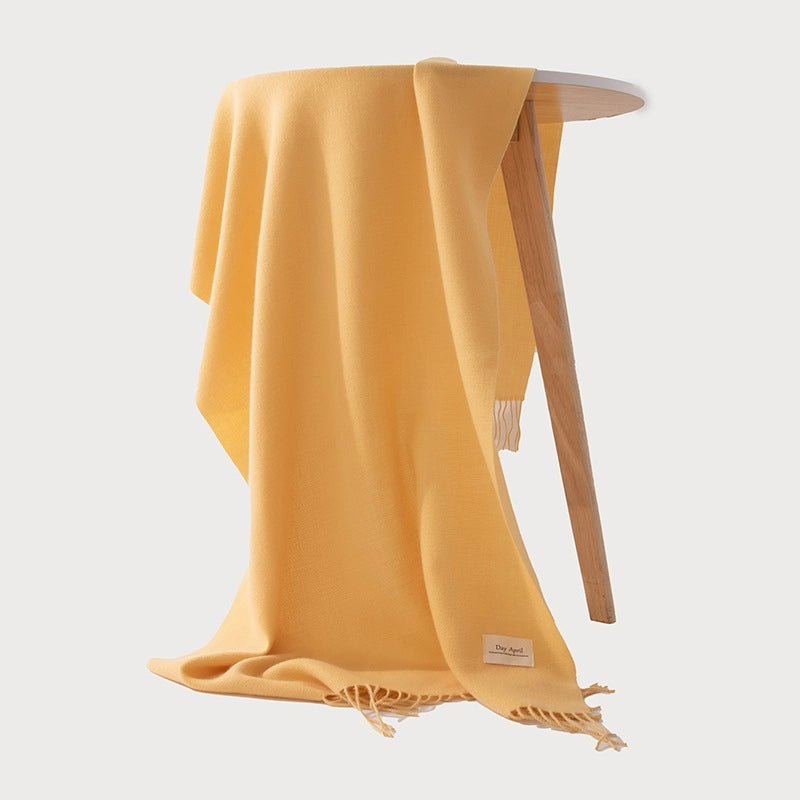 Women's Casual Minimalist Solid Color Polyester Tassel Scarf
