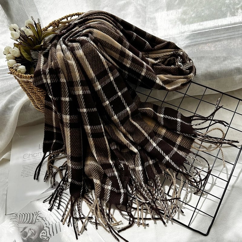 Unisex Casual Minimalist Lattice Imitation Cashmere Tassel Scarf