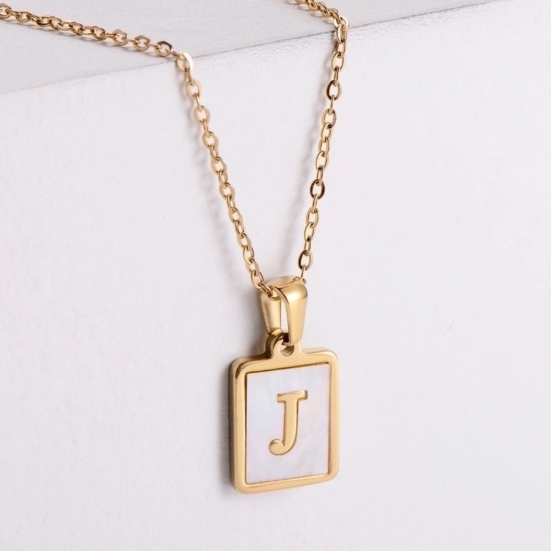 304 Stainless Steel 18K Gold Plated Minimalist Plating Letter Shell Pendant Necklace