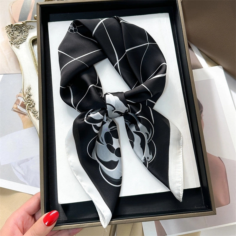 Unisex Casual Minimalist Stripe Flower Polyester Satin Printing Silk Scarf