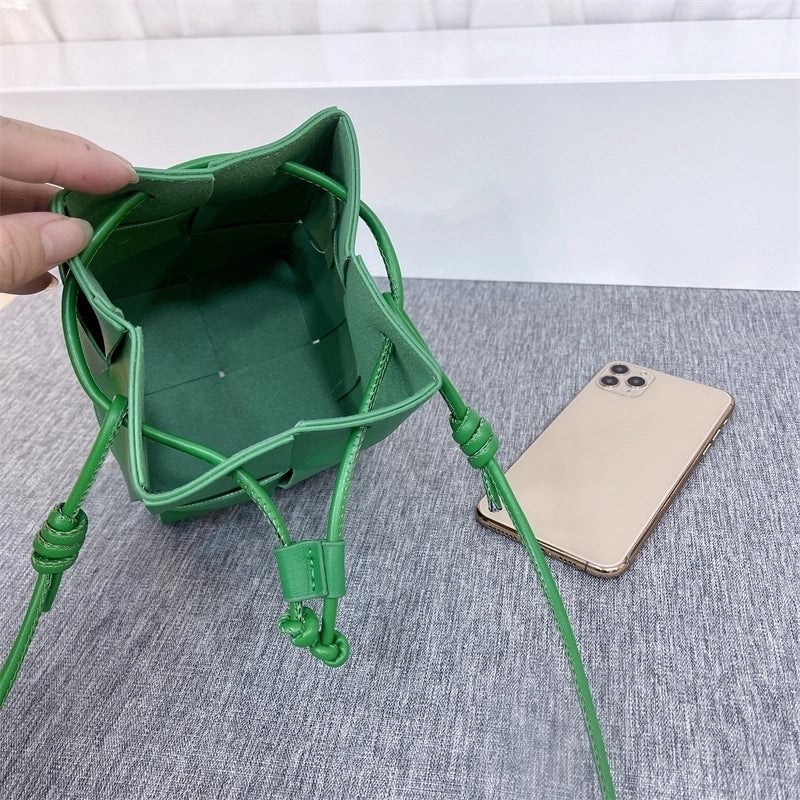 Women's Mini Pu Leather Solid Color Streetwear String Bucket Bag