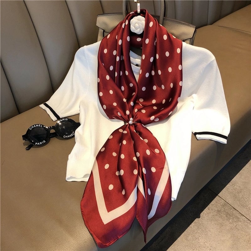Women's Elegant Business Polka Dots Polyester Printing Silk Scarf