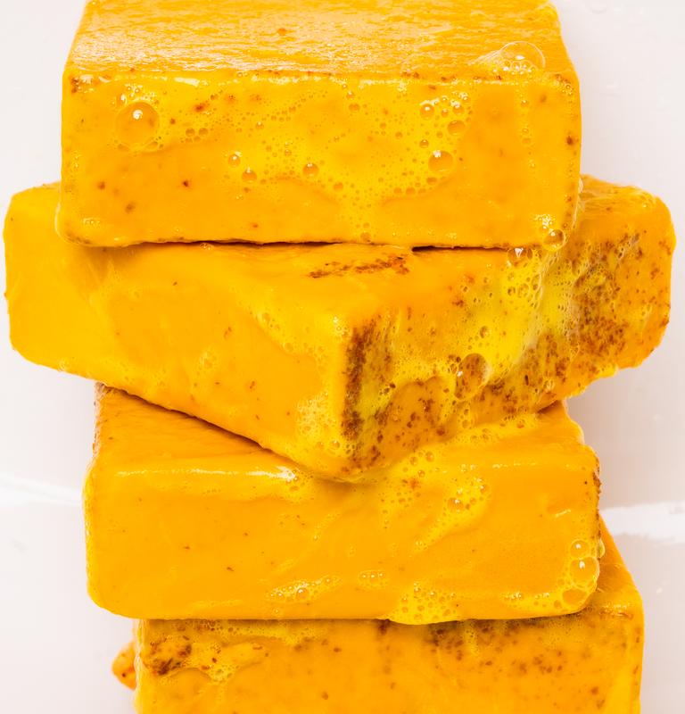 🔥Lemon Turmeric & Kojic Acid Brighetning Soap