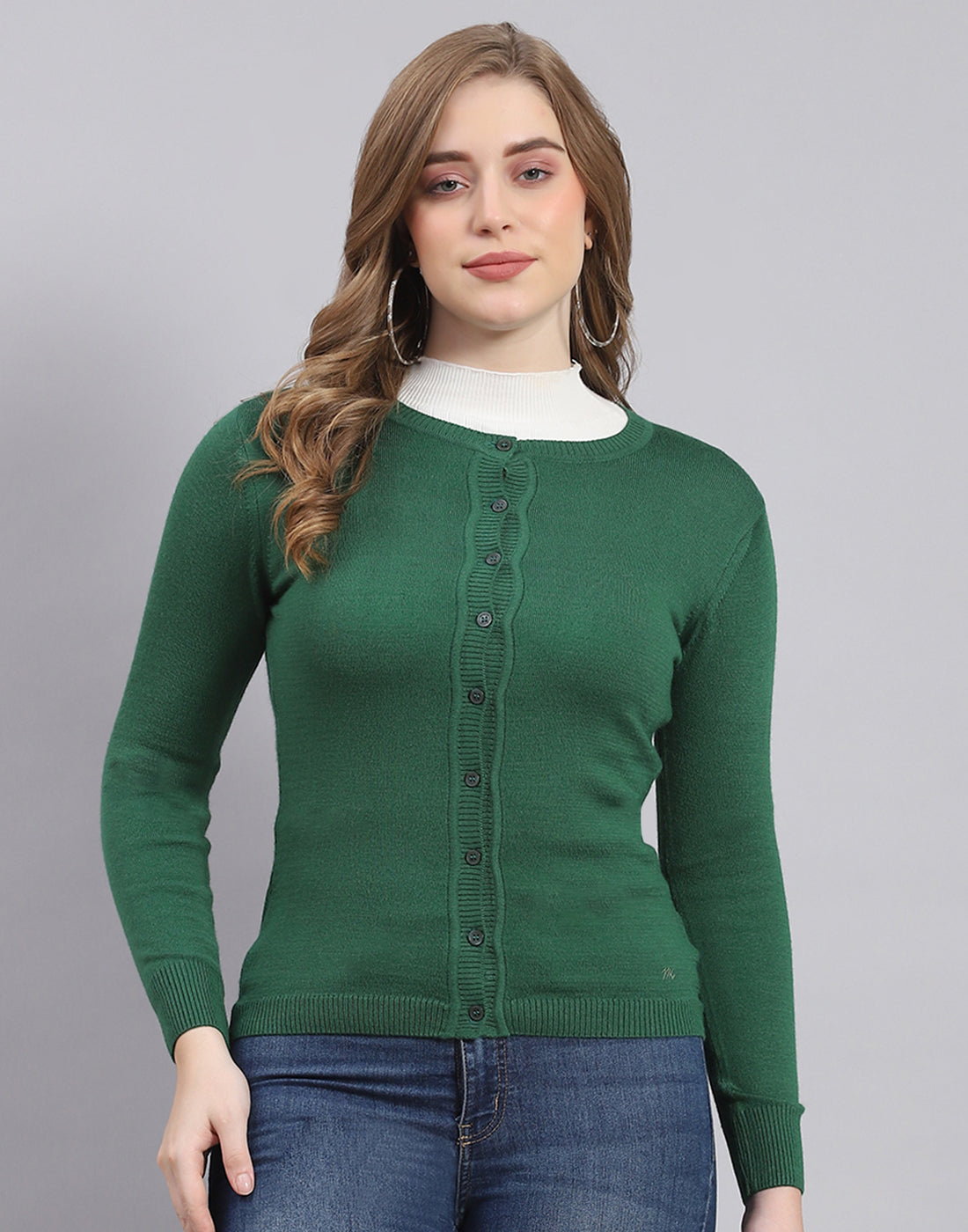 Women Green Solid Round Neck Full Sleeve Cardigan