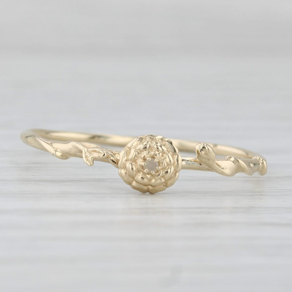 Opal Flower Ring 9k Yellow Gold Size 9.25-9.5 Vintage Floral Band Stackable
