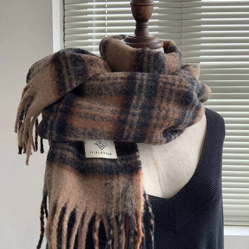 Women's Minimalist Classic Style Solid Color Imitation Cashmere Scarf