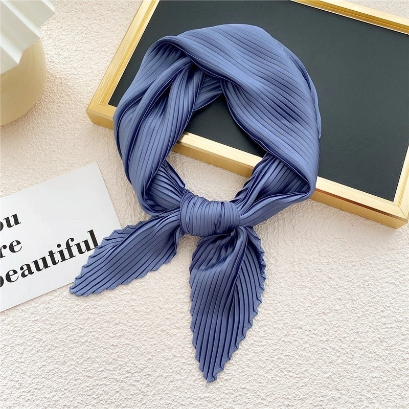 Simple Fold Solid Color Small Square Scarf
