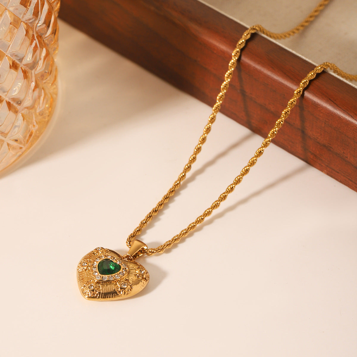 18K Gold Stainless Steel Inlaid Heart-Shaped Zircon Necklace Ins Style Love Pendant Necklace Titanium Steel Necklace