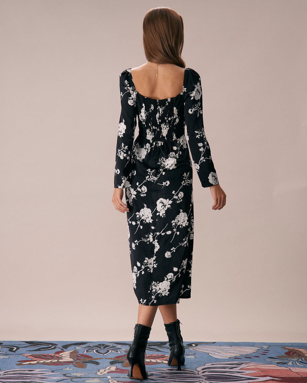 The Black Sweetheart Neck Floral Midi Dress