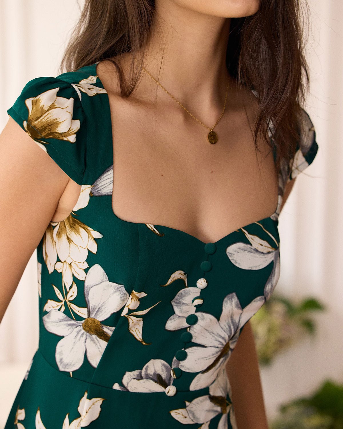 The Green Sweetheart Neck Cap Sleeve Floral Midi Dress