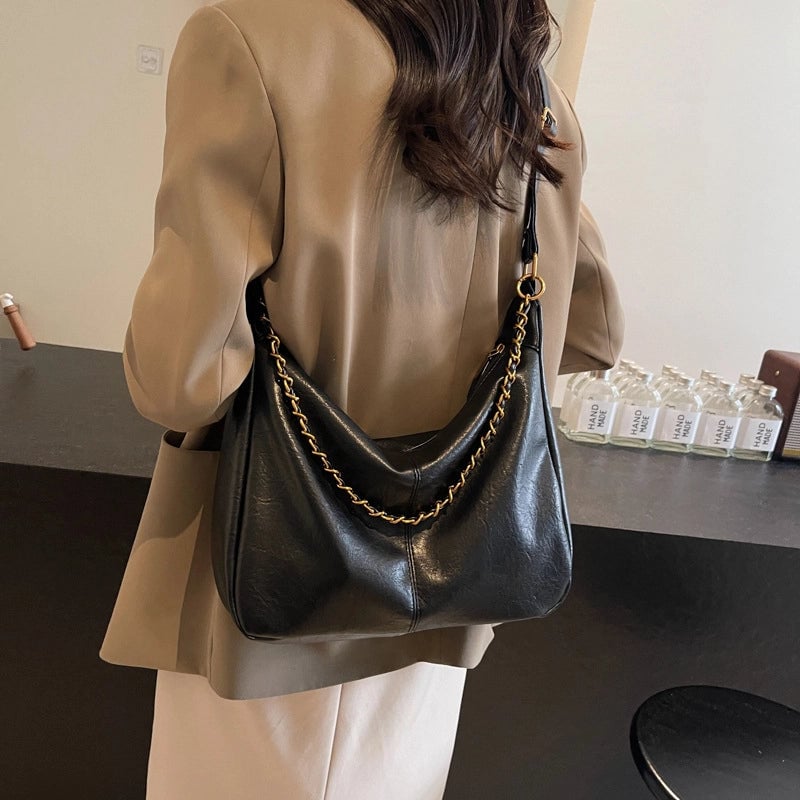 Women's Medium Pu Leather Solid Color Classic Style Streetwear Square Zipper Shoulder Bag