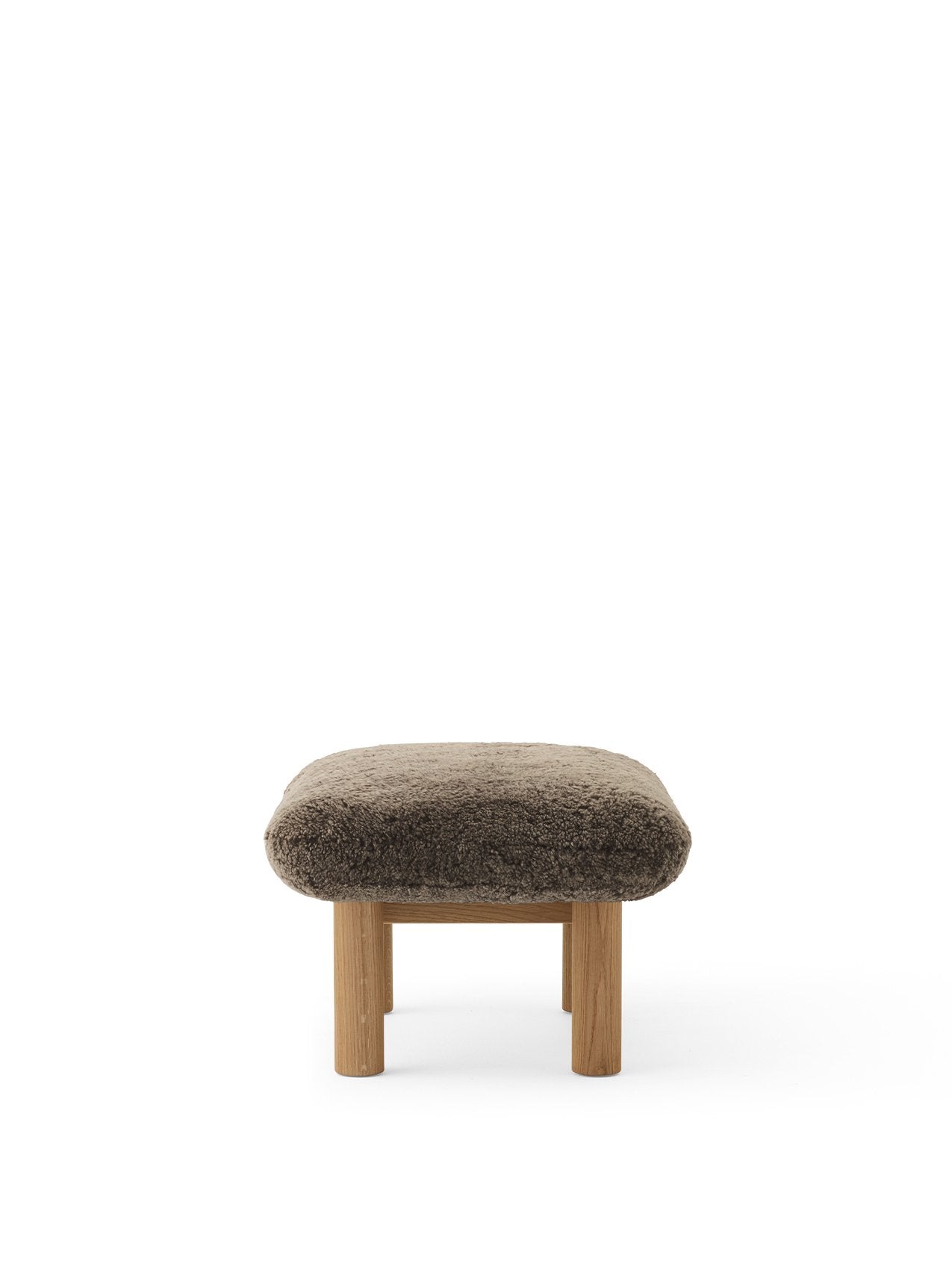 Brasilia Ottoman. Sheepskin