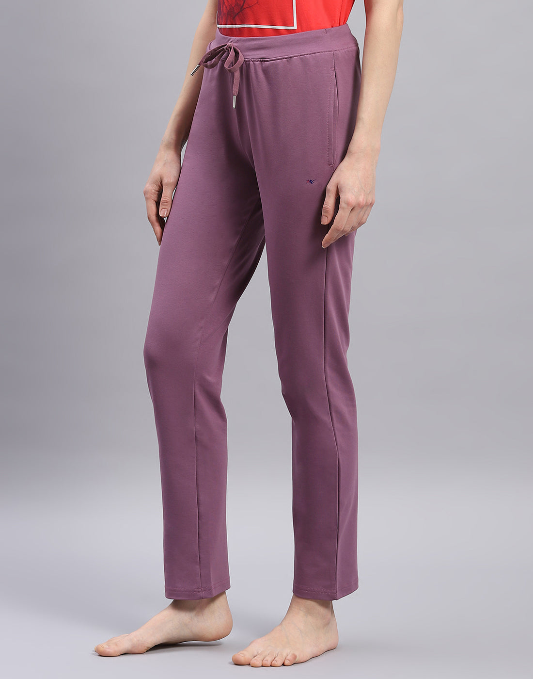 Women Mauve Solid Regular Fit Lower