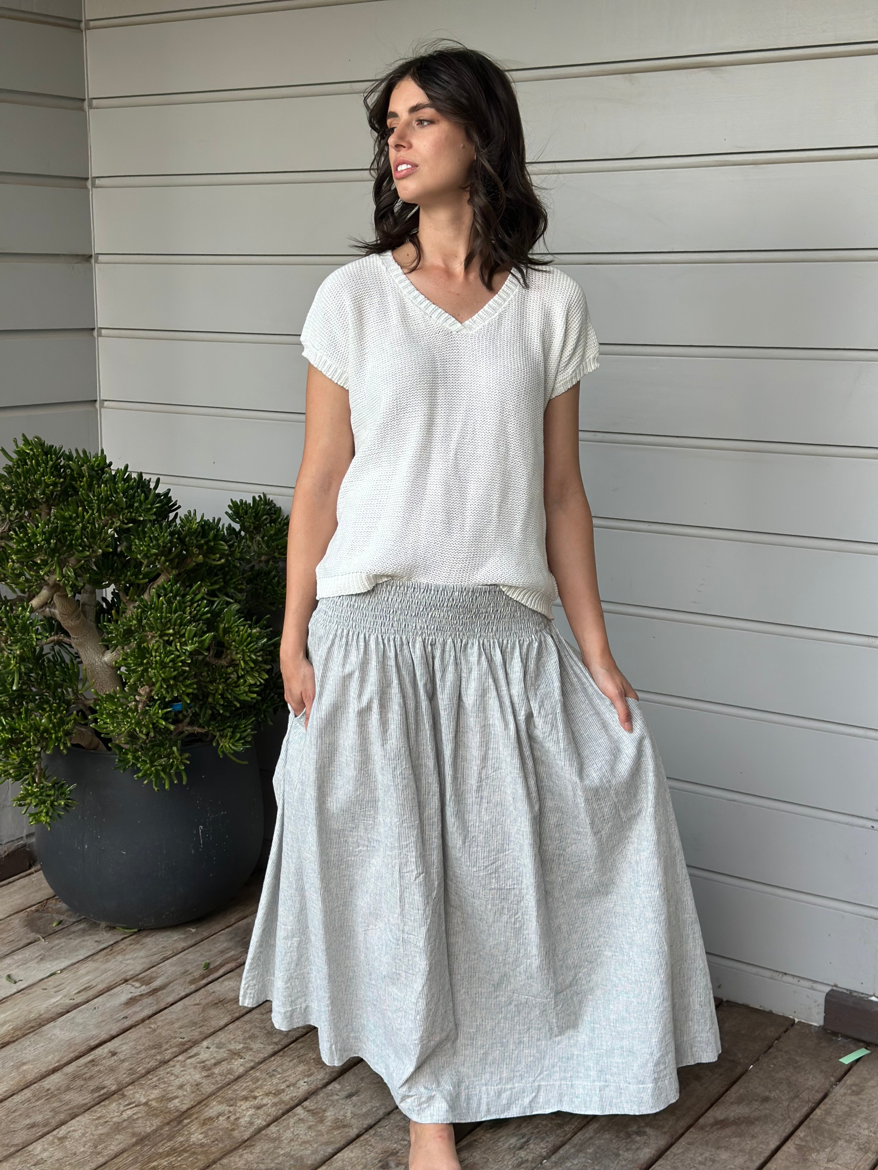 lulu skirt-fine grey stripe hemp