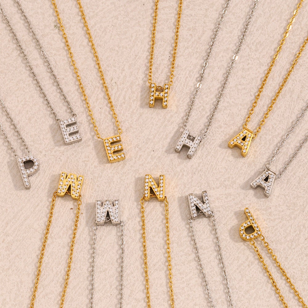 Fashionable And Simple 26 English Letter Pendant Stainless Steel Plated 18K Gold Diamond Small Letter Necklace For Women
