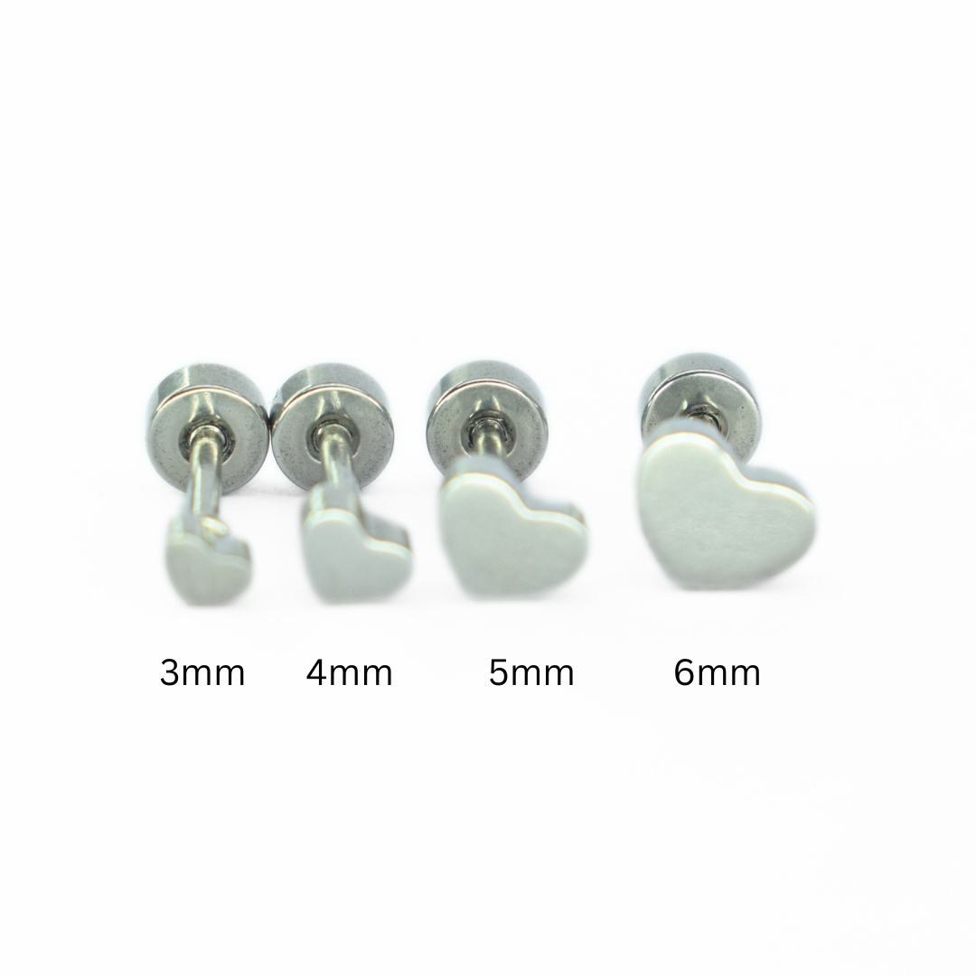Tiny heart studs - Silver