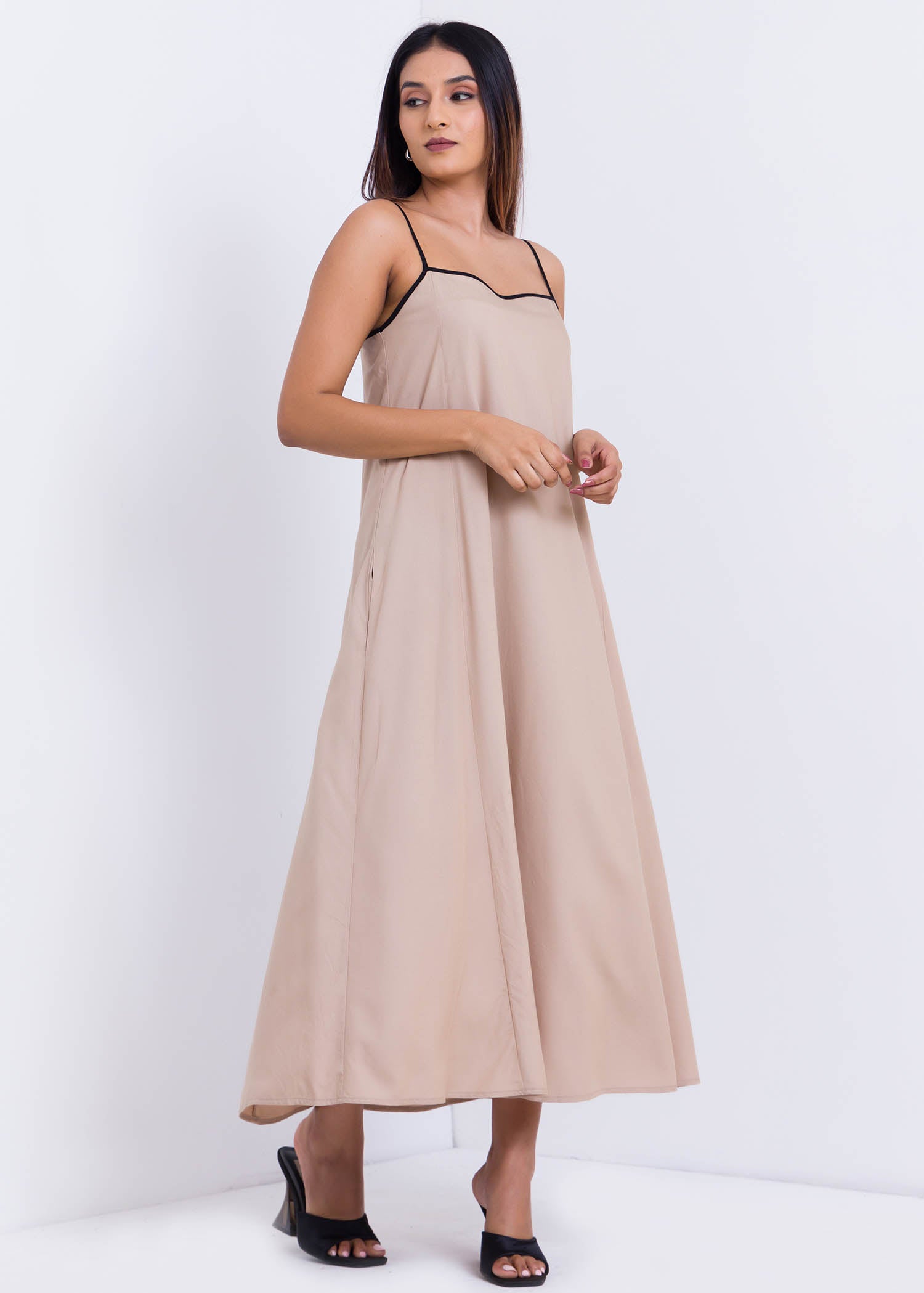 Maxi Dress With Contrast Straps