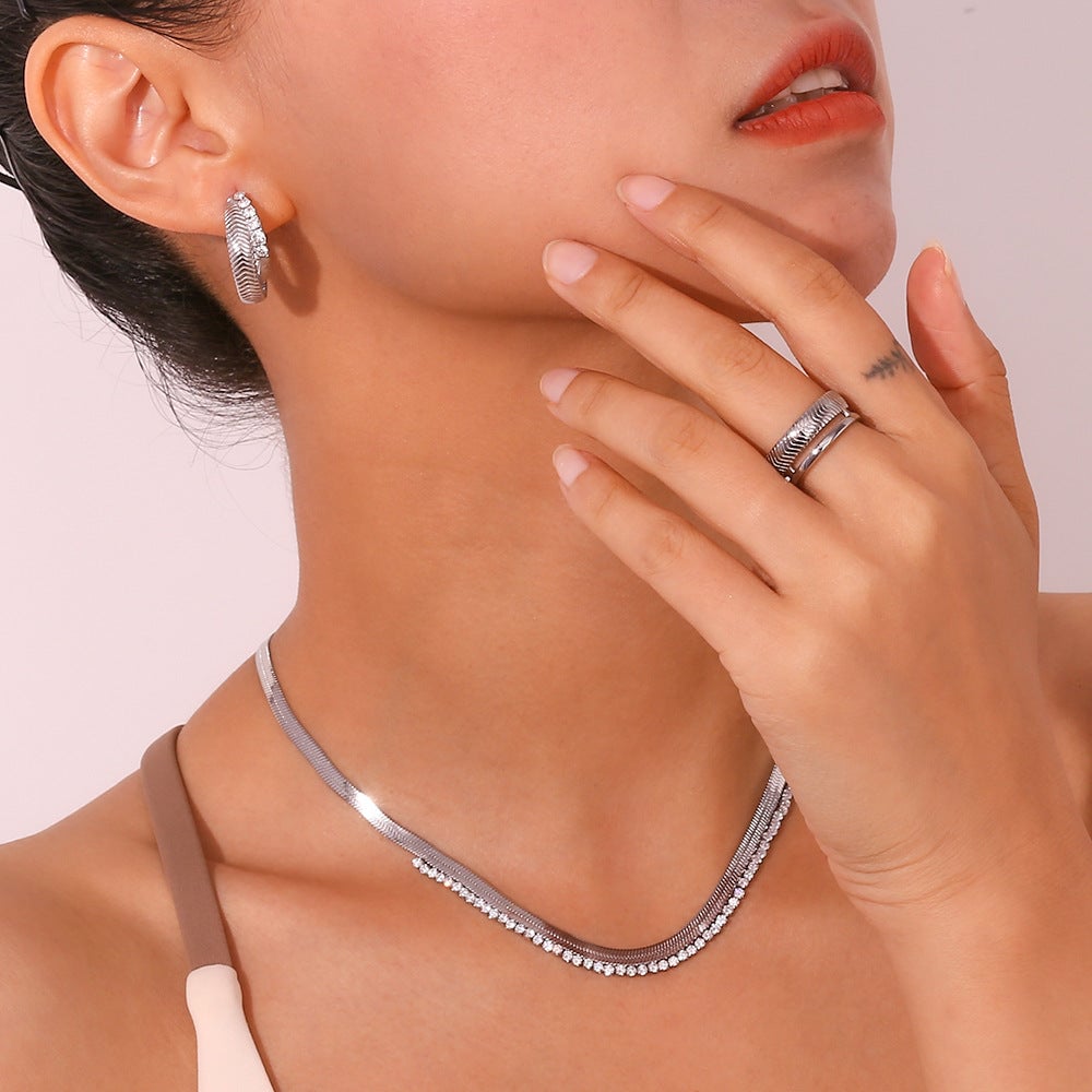Fashion Stripe Circle Geometric Stainless Steel Electroplating Necklaces