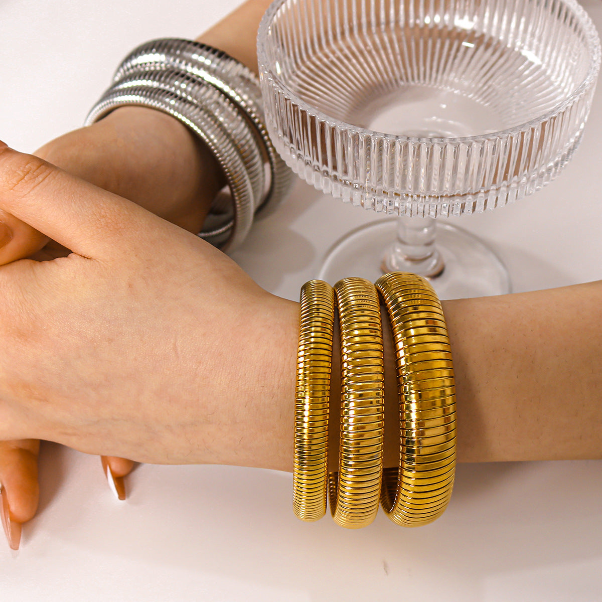 Circle Stainless Steel Electroplating Bangles