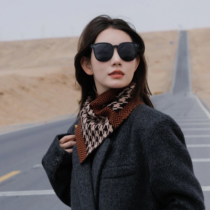 Women's Classic Style Geometric Solid Color Artificial Wool Acrylic Scarf