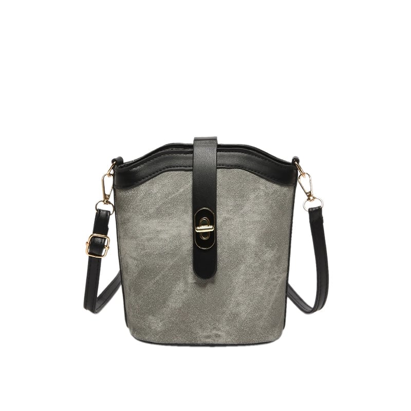 Women's Pu Leather Solid Color Streetwear Bucket Magnetic Buckle Shoulder Bag