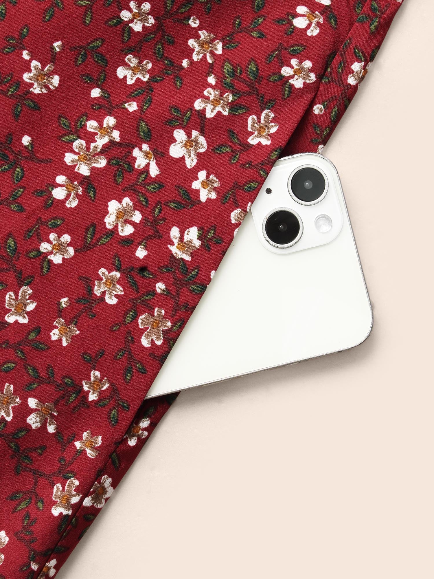 V Neck Ditsy Floral Drawstring Dress