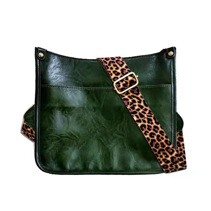 Women's Medium Pu Leather Solid Color Leopard Streetwear Zipper Crossbody Bag