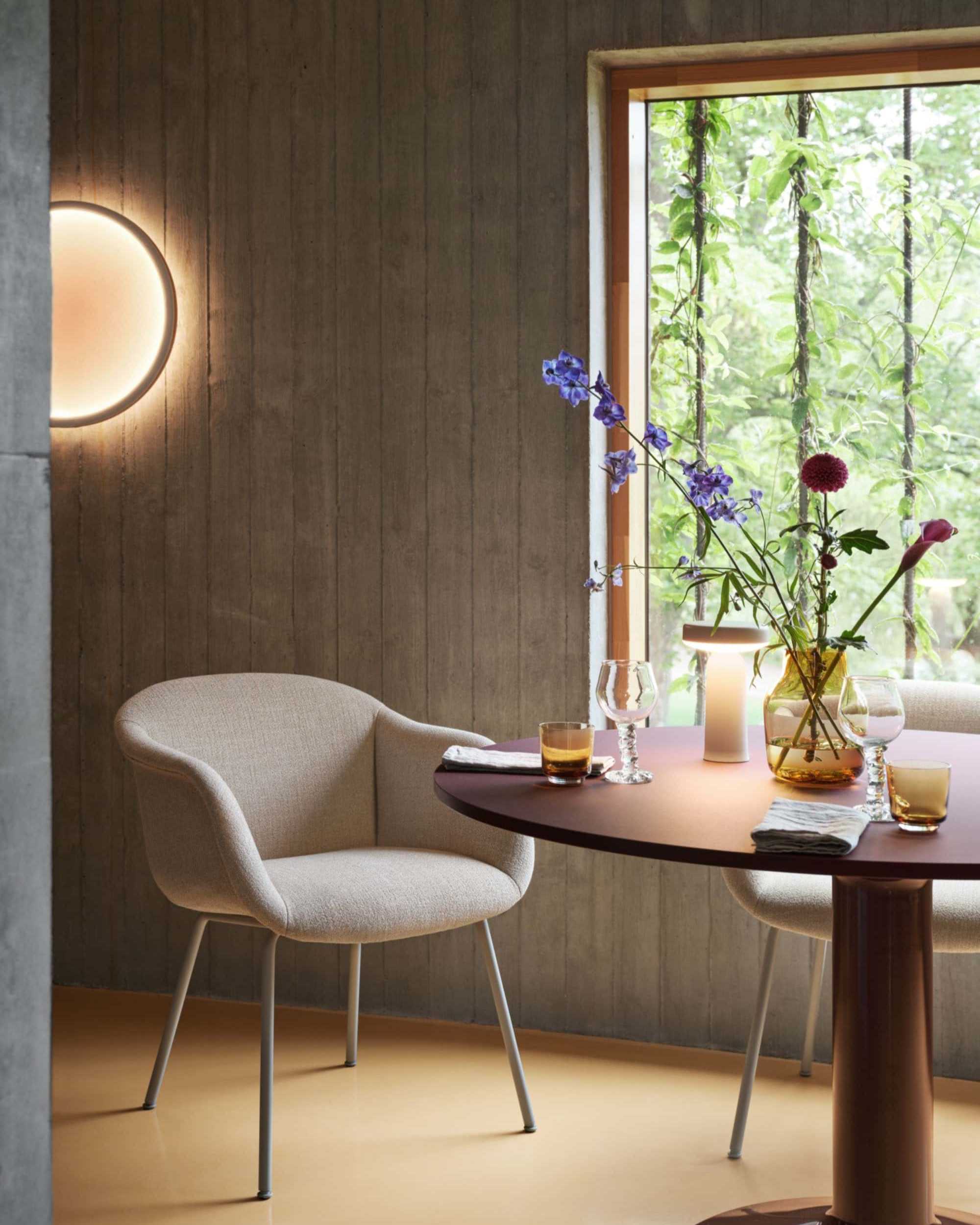 Calm Wall Lamp