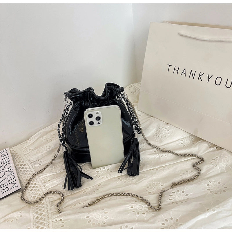 Women's Small Pu Leather Solid Color Streetwear String Bucket Bag