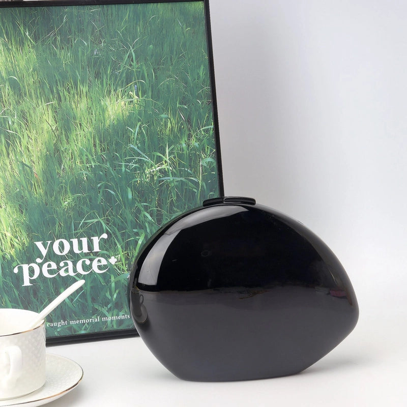 Women's Small Arylic Solid Color Elegant Dumpling Shape Magnetic Buckle Evening Bag