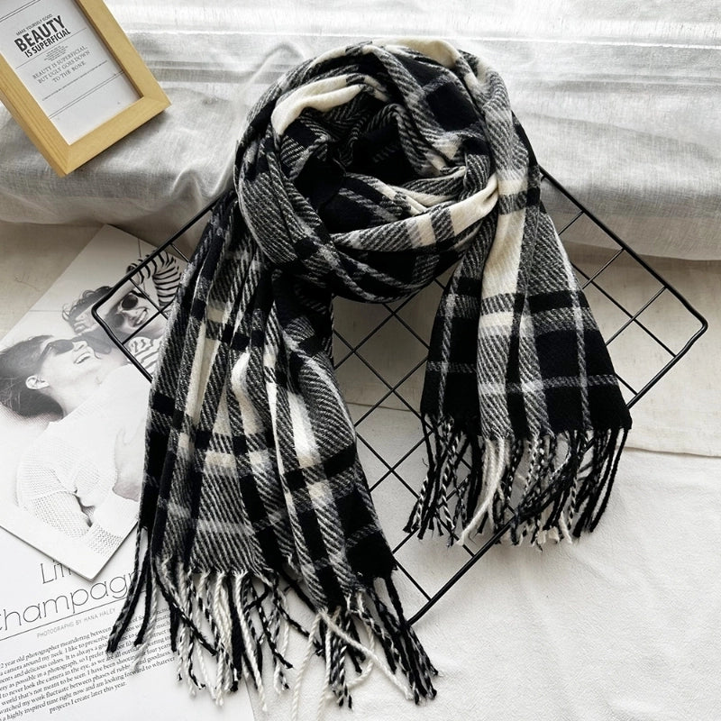 Unisex Casual Minimalist Lattice Imitation Cashmere Tassel Scarf