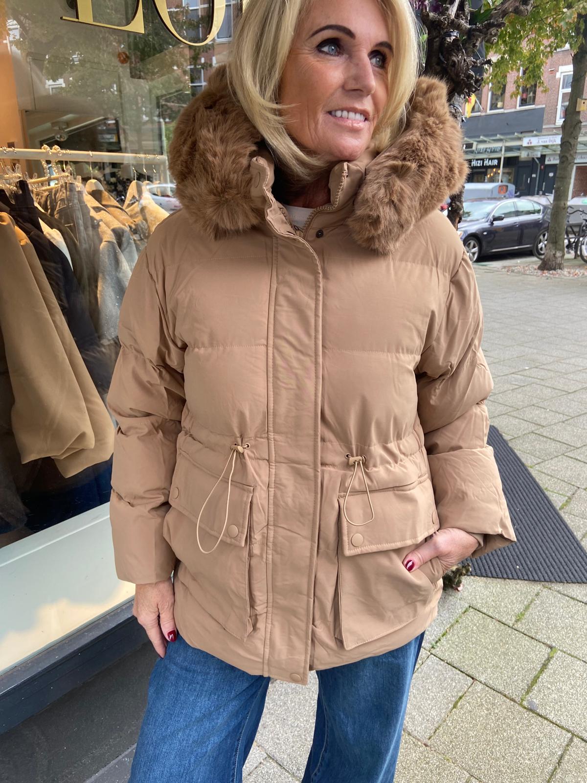 Maud Fake Fur Puffer Camel