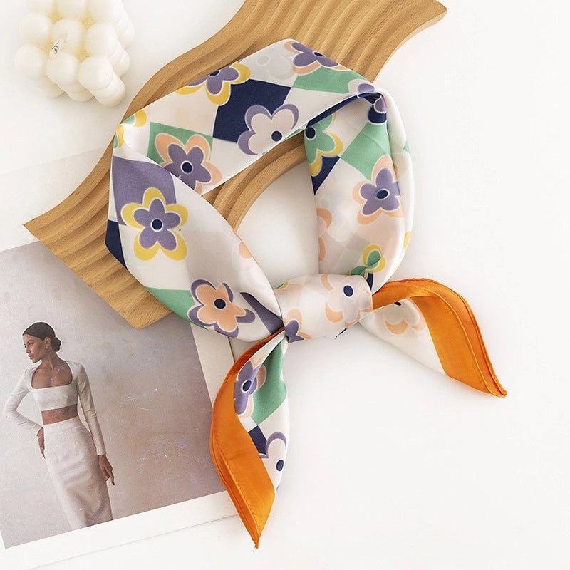 Women's Sweet Flower Polyester Silk Scarf
