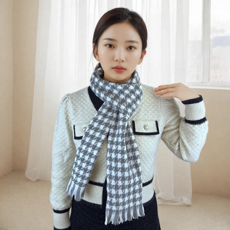 Women's Casual Minimalist Color Block Imitation Cashmere Tassel Scarf