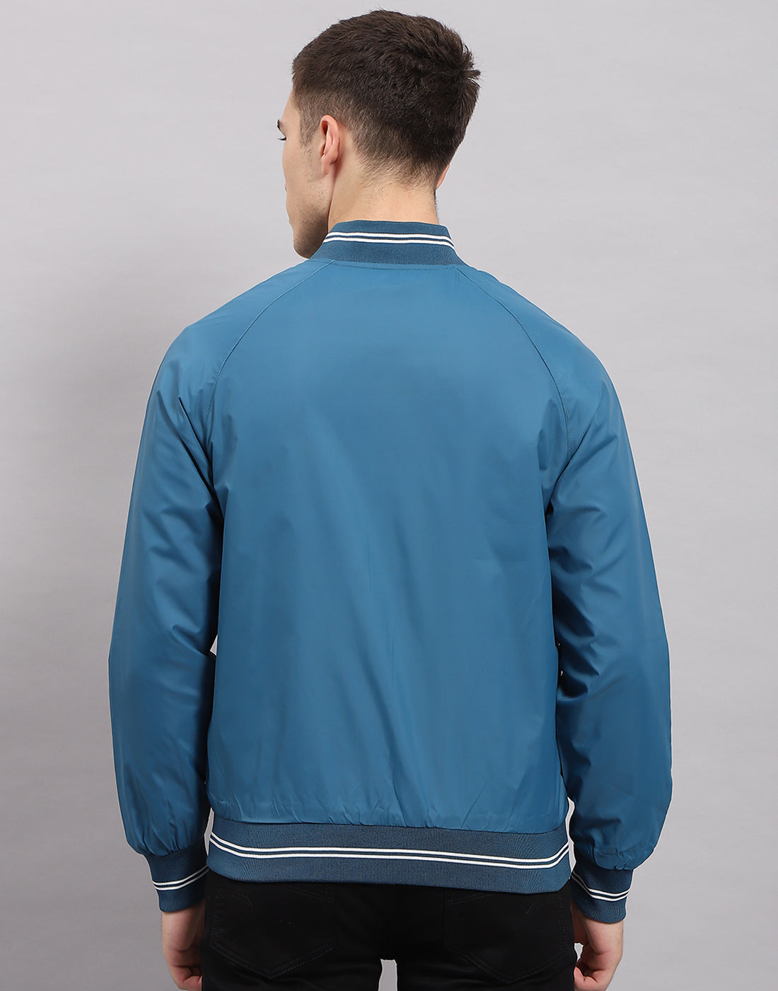 Men Blue Solid Mock Neck Full Sleeve Jacket