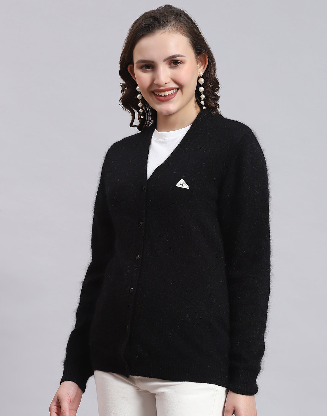 Women Black Solid V Neck Full Sleeve Cardigan